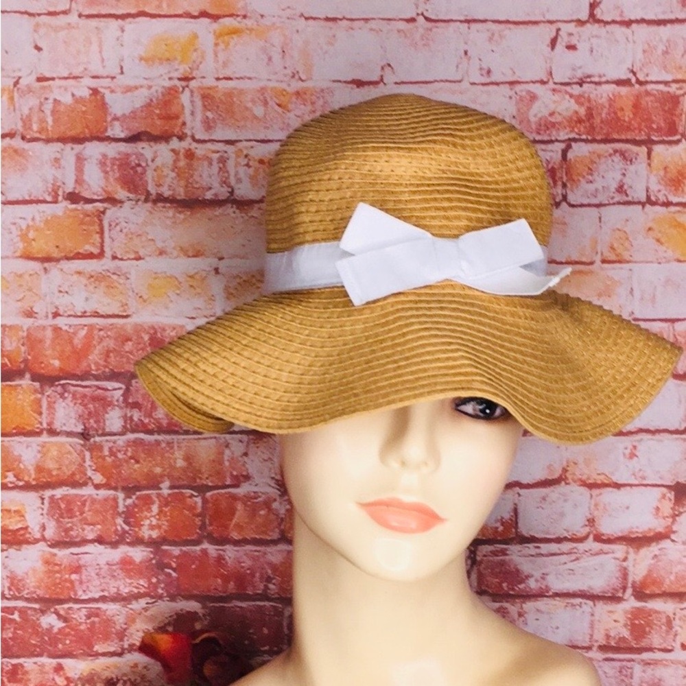 Old Navy Tan Straw Floppy Baby Sunhat with Bow